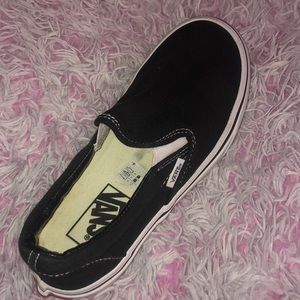 Black slip on vans